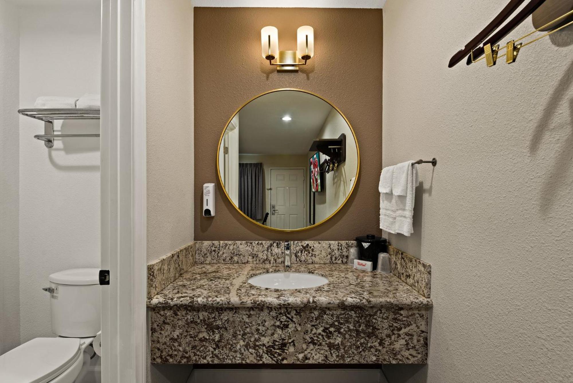 Red Roof Inn Carson - Wilmington, Ca ロサンゼルス エクステリア 写真